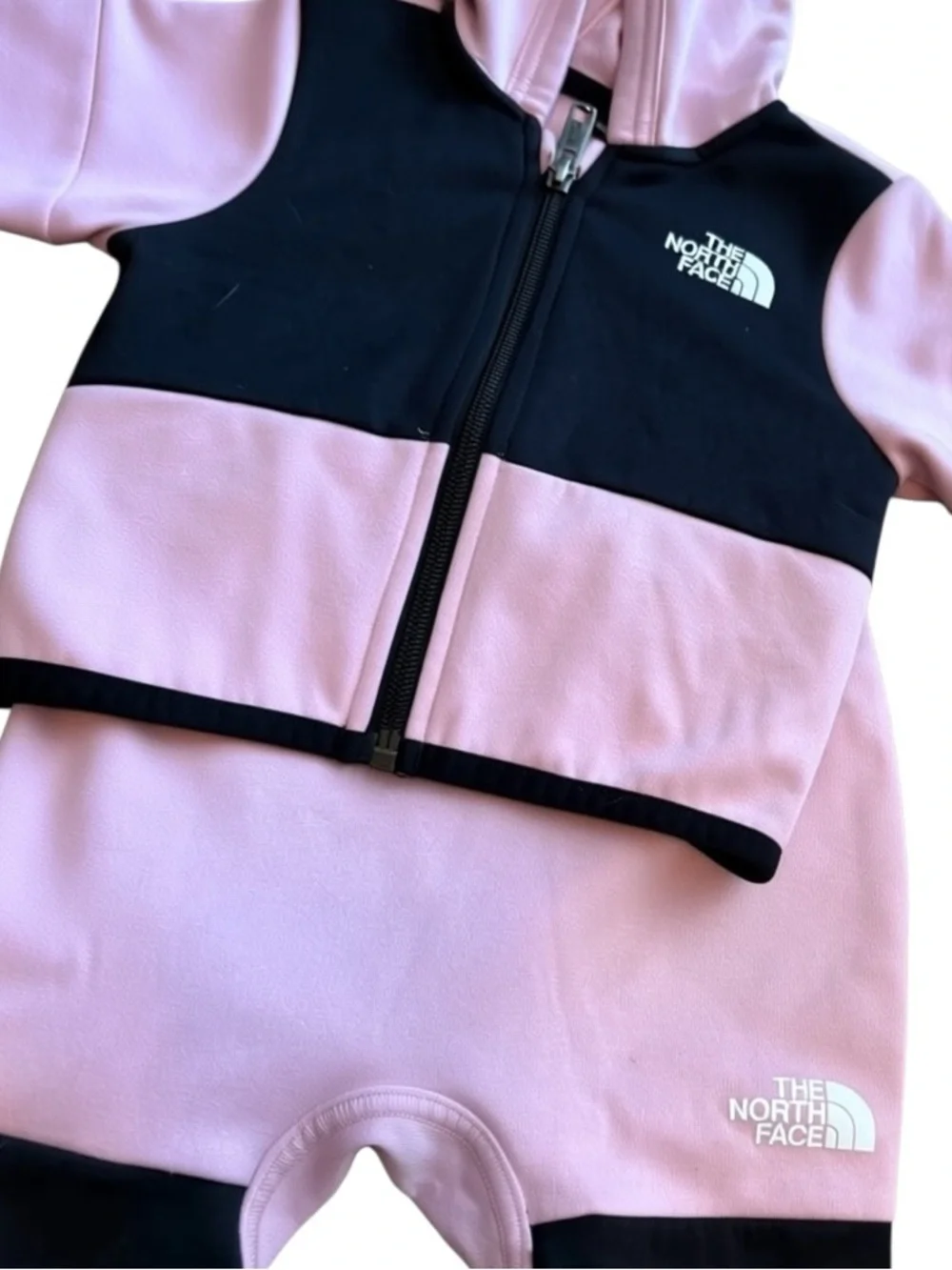 The North Face Pink and Black Hooded Two-Piece Set 3-6 months